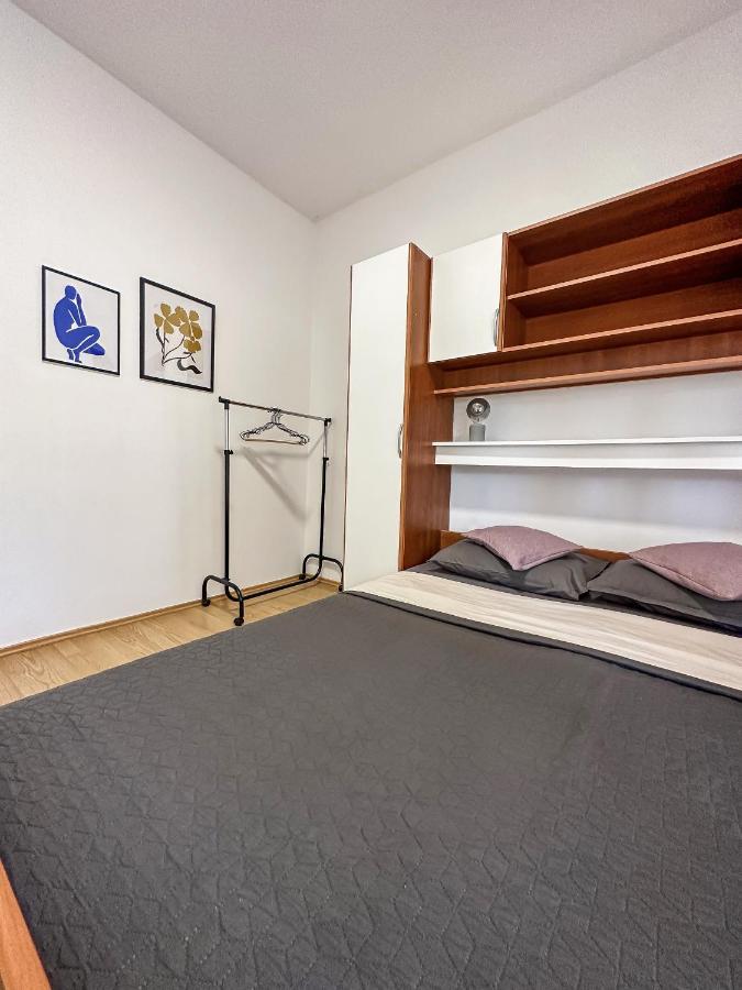 Apartments Dent อูมัค ภายนอก รูปภาพ