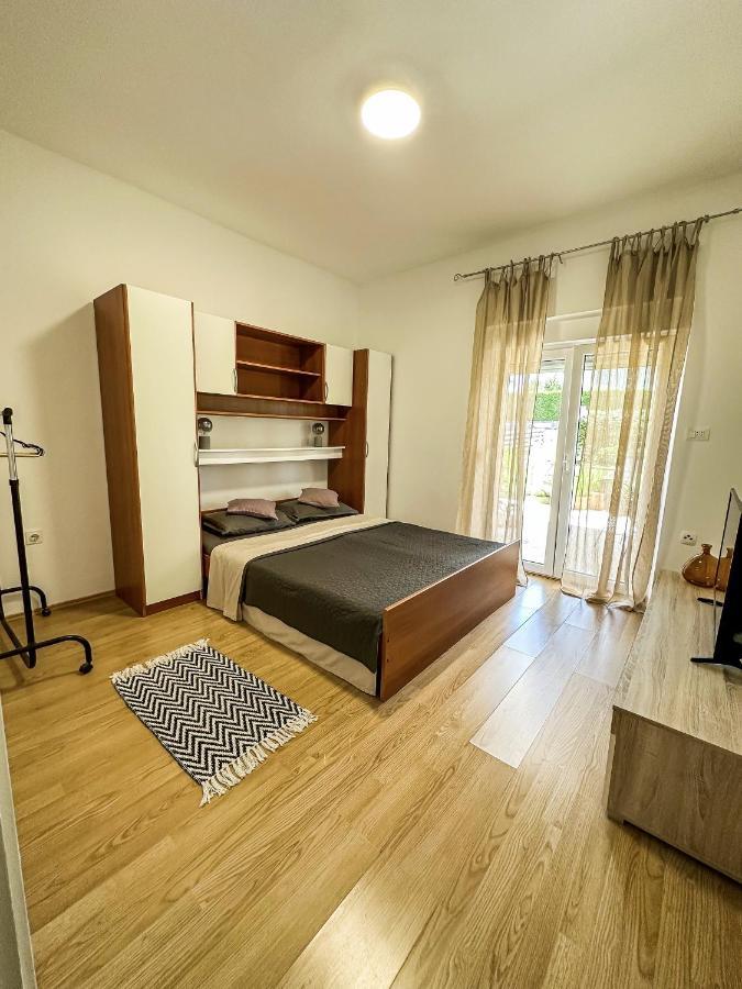 Apartments Dent อูมัค ภายนอก รูปภาพ